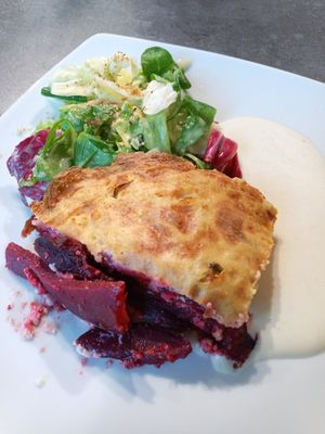 Vegan beetroot quiche at Vegetaria in Vienna