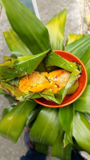 food wrapped in leaves, Latin American tradition at Naturalmente in Bogota