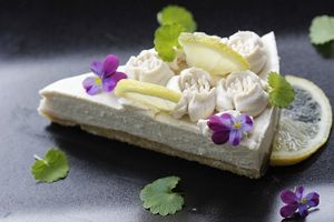 Lemon cheesecake at The Glowing Gourmet in San Pablo La Laguna