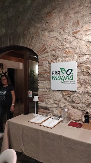 Scorcio insegna del locale. at PeR Magnà in Frattuccia