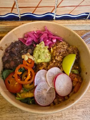 Linda's bowl at Burrito Loco - Jugoslavska in Prague