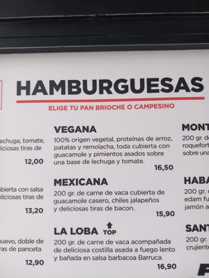 Burger at La Barruca de Calderón in Santander