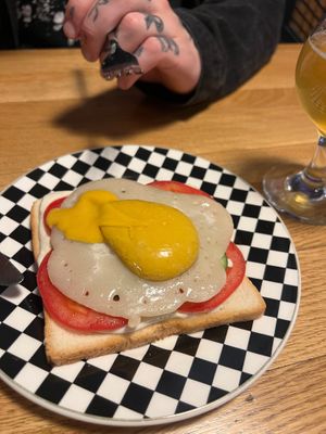  at Kruzhok in Yerevan