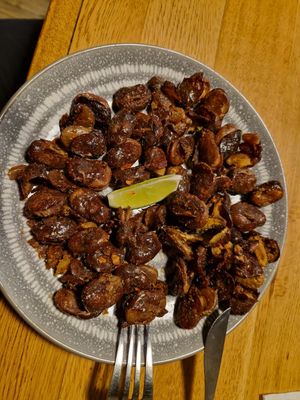 Fava beans at Kruzhok in Yerevan