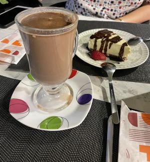 Hot chocolate and mango cheesecake 8/10  at Sisu Kitchen %100 Vegan in Antalya