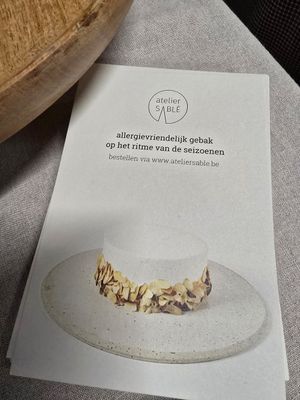 At Veganworld, Kerstbeurs, Hasselt at Atelier sablé in Mechelen