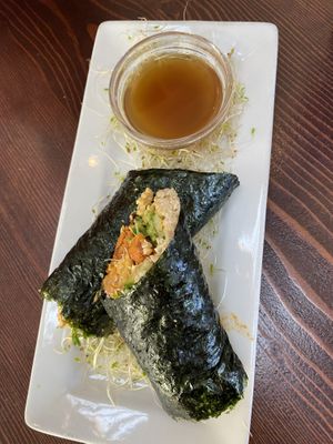 Summer rolls  at be love in Victoria