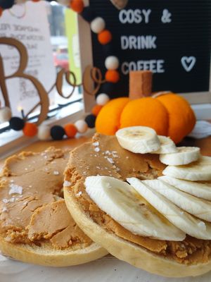 'Bisc-nut' & banana bagel at GAIA in Douglas