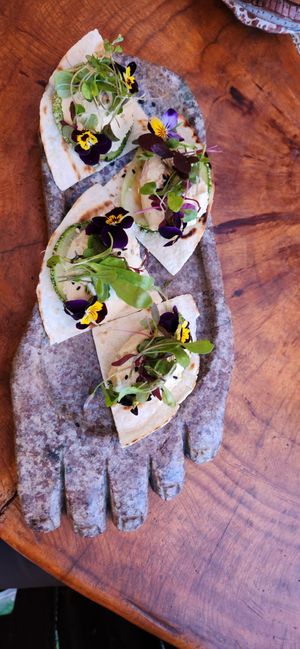 Hummus at Apu Verónica in Ollantaytambo