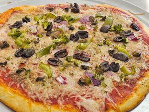 Vegan Pizza at Vegan Mami in Henderson