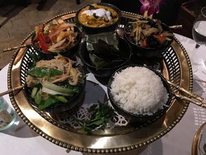 Main courses of the vegan set menu at Royal Thai in Barcelona