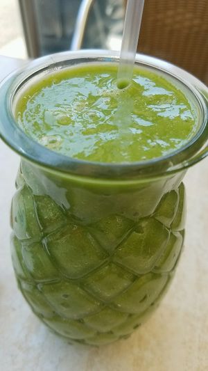 green smoothie at Invita Living Food in Melbourne