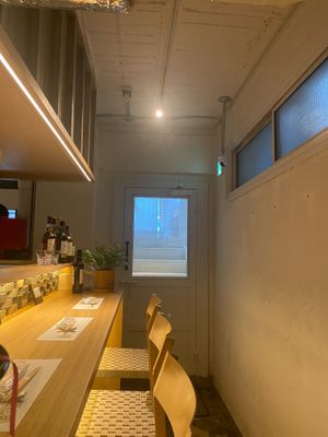 Interior - classy atmosphere at Shojin Sushi Minamo in Osaka