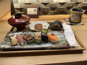 Lunch deal (12:00-14:00). 6 sushi of the day: from left, “egg”, Myoga ginger, grilled shiitake mushroom, “tuna salad”, “tomalley”, “salmon”. Also miso soup, soy-mea at Shojin Sushi Minamo in Osaka