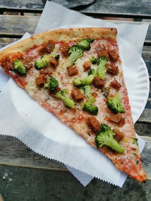 Vegan chicken teriyaki & broccoli at Vinnie's Pizzeria in Brooklyn