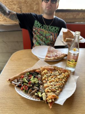 Veggies & macncheese, my personal favorites.  at Vinnie's Pizzeria in Brooklyn