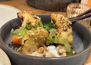 Vegane Blumenkohl Kreation   at Restaurant Hedwig in Balgach