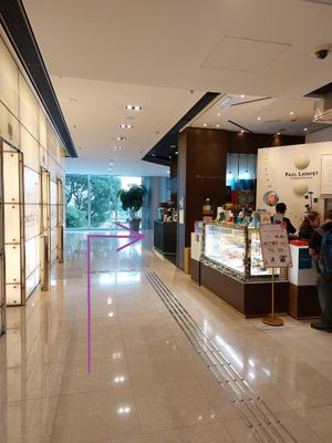 2. Then you can see the lift lobby and "Paul Lafayet". Turn right  here. at Maya x The Cakery  in Hong Kong Island