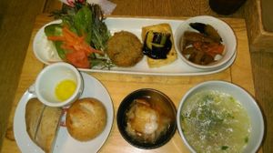 vegan vegetable set(dinner) at Yamaneko Cafe in Onomichi