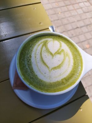 Vegan oat milk matcha at Gabby's Brunch in Barcelona