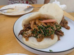 Satay bao at Grasa in Barcelona