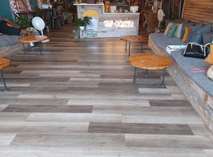 Huge place at Tapiocatea in Saugus