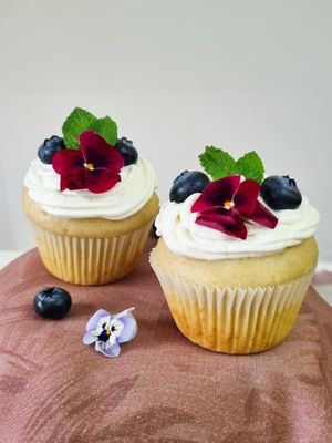  at Delise Bakery in Bogota