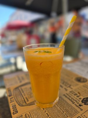 Fresh pressed orange juice at O Sorriso in Porto Covo