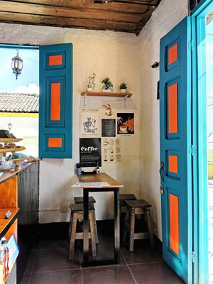 Inside the café at Kiwi Kafé in Salento