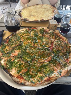 Pizza melanzana verde   at Pizzeria da Simone Malatesta in Rome