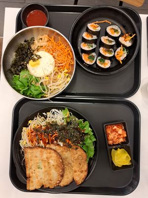 Ssada Gimpap, Flat-grilled dumplings with vegetables, Bibimbab (upon request it is possible not to have the egg added) at Ssada Gimbap in Seoul