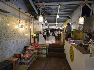 view from entrance at De Waroeng Labuan Bajo in 