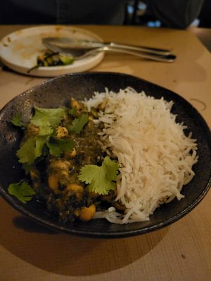 Chickpea curry at Sesamo in Barcelona