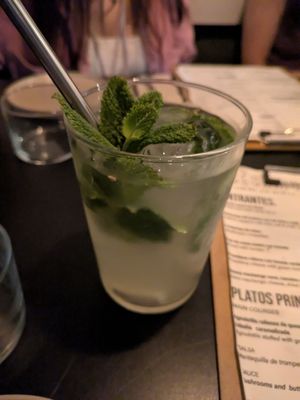 Lemonade at Sesamo in Barcelona