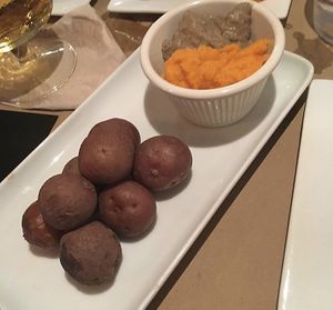 Patatas con mojo at Sesamo in Barcelona