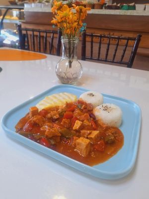 Goulash
Photo credit: Loving Hut - Zuunmod at Loving Hut in Zuunmod