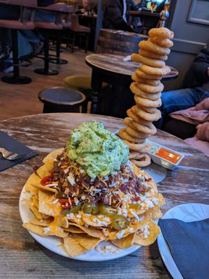 "regular" vegan nachos and onion rings at The Auld Hoose in Edinburgh