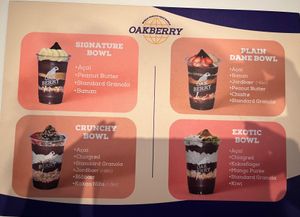 4 standard bowls.  at Oakberry in Frederiksberg