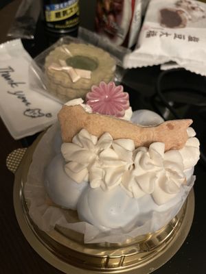   at Naki - vegan sweets in Osaka
