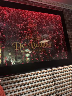   at Dé Buddha in Johnstone