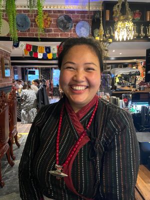 Super friendly staff, vegan aware at Dé Buddha in Johnstone