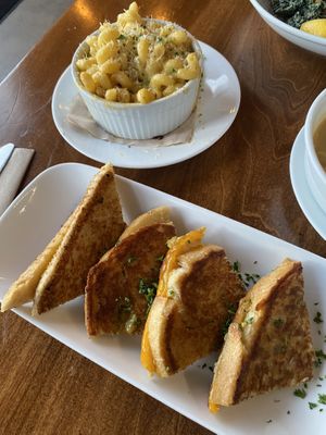 Mac n cheese and grilled cheese   at Seabirds Kitchen - The LAB in Costa Mesa