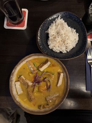 Com VEG Mango Curry Sauce.  at pho mum in Dresden