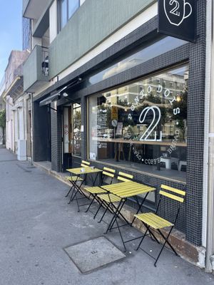 Cafe is right next to the Casa de Musica metro station  at Ponto 2 in Porto