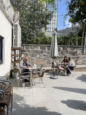 Patio  at Ponto 2 in Porto