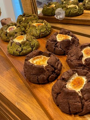 Vegan Smore Cookies at Artisan Boulangerie Pain Pain Pain in Busan