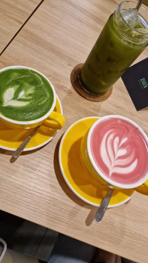  at Zili's Health Bar in Budapest