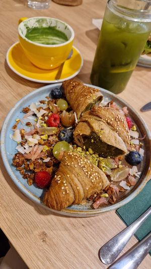  at Zili's Health Bar in Budapest