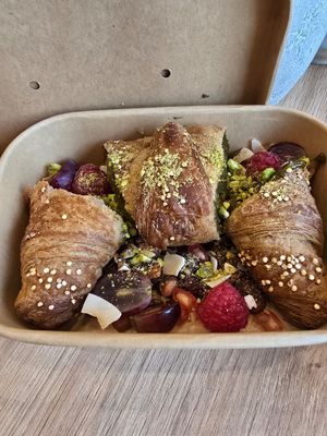  at Zili's Health Bar in Budapest