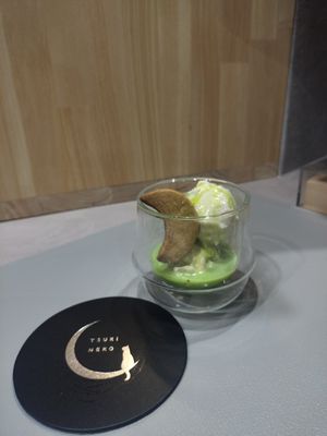 Affogato with brat (matcha) sauce at Vegan Cafe Tsukineko in Osaka